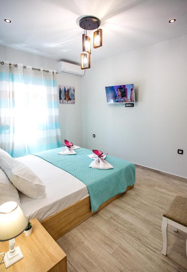 Happy Mini Suites Néa Péramos Εξωτερικό φωτογραφία