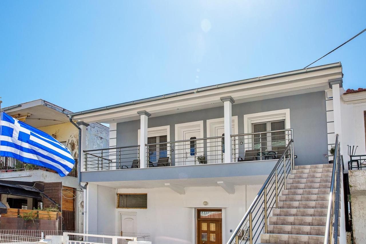 Happy Mini Suites Néa Péramos Εξωτερικό φωτογραφία
